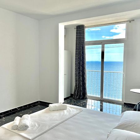 Redi'S Seaview Apartments Sarandë エクステリア 写真
