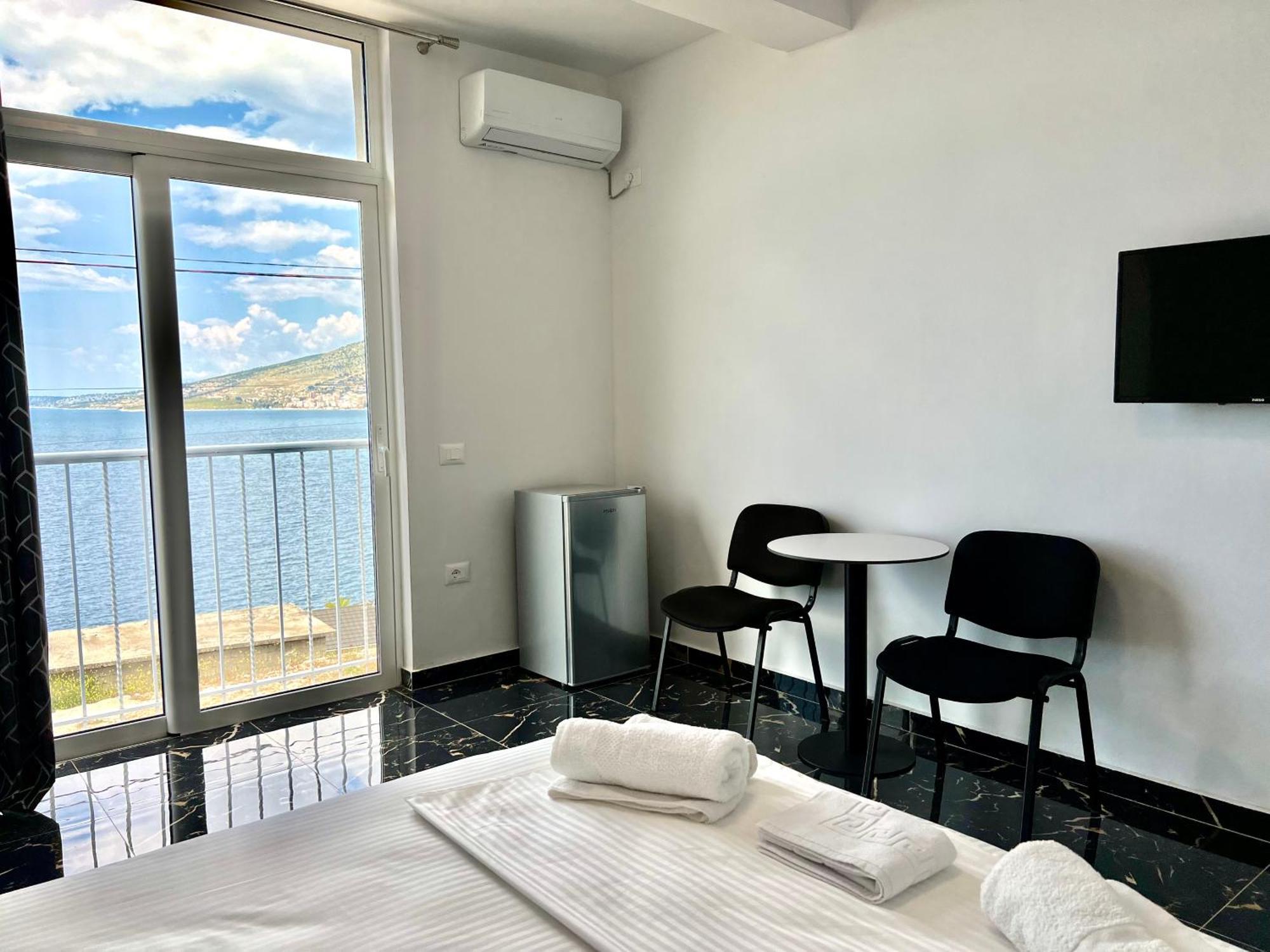 Redi'S Seaview Apartments Sarandë エクステリア 写真